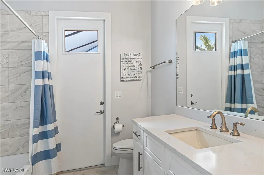 2553 Surfside Boulevard Cape Coral FL 33914