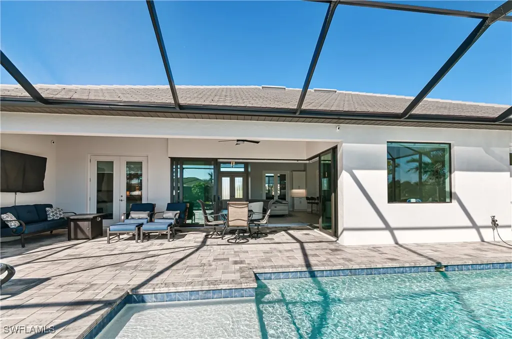 2553 Surfside Boulevard Cape Coral FL 33914