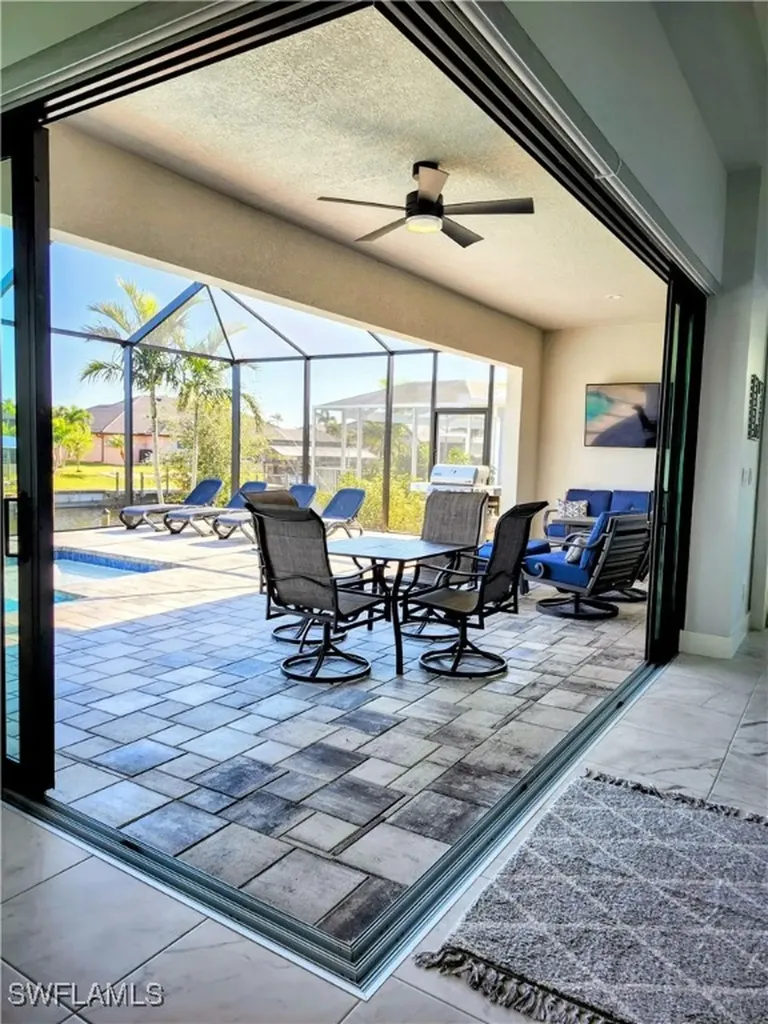 2553 Surfside Boulevard Cape Coral FL 33914