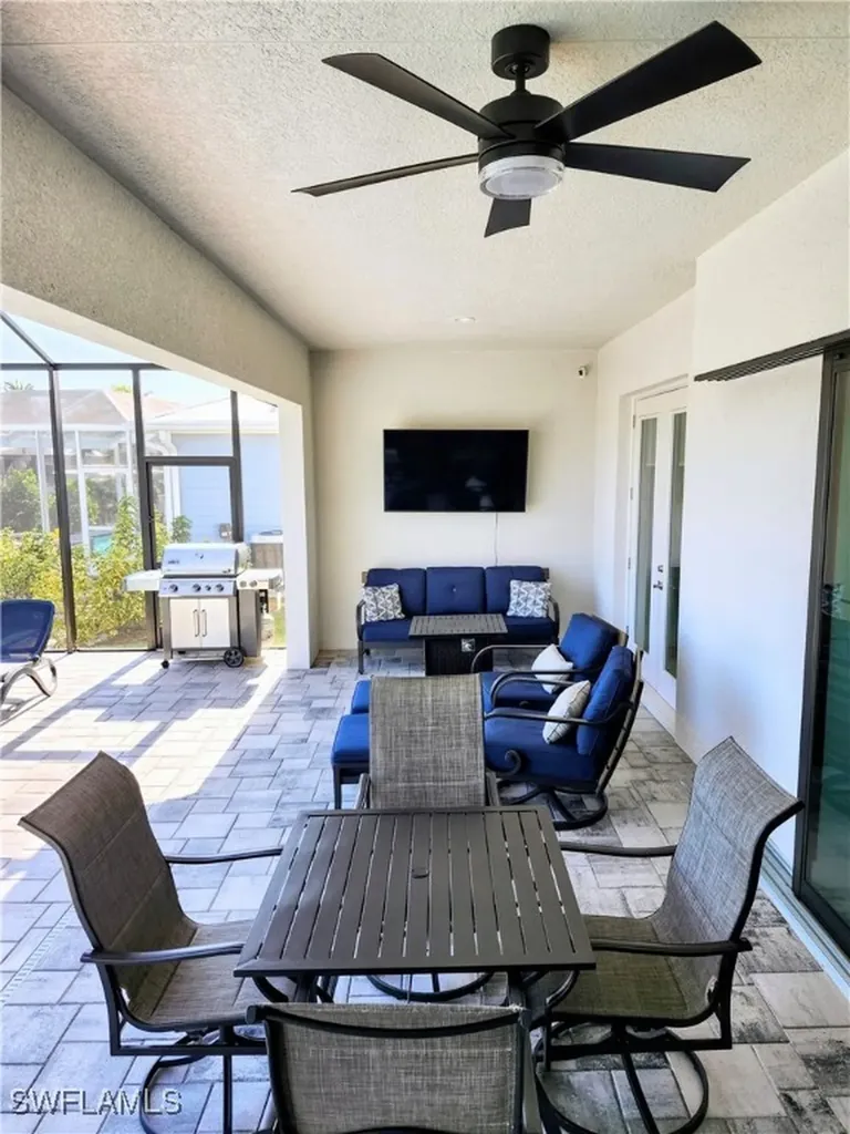 2553 Surfside Boulevard Cape Coral FL 33914