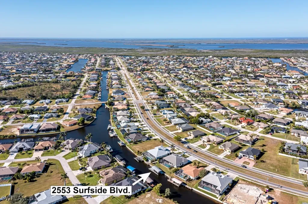 2553 Surfside Boulevard Cape Coral FL 33914