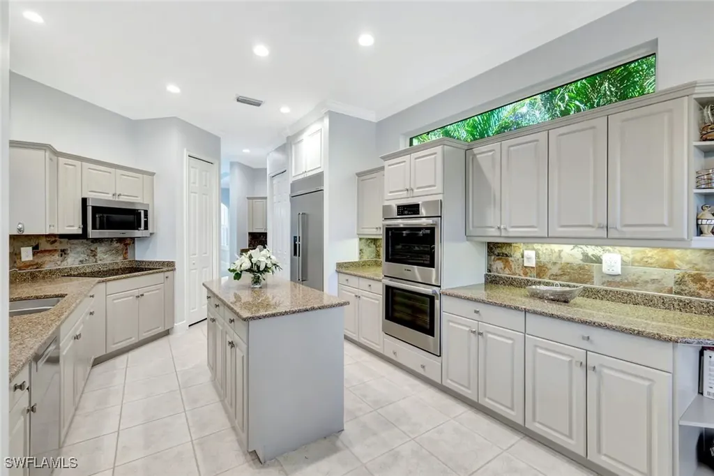 2450 Wulfert Road Sanibel FL 33957