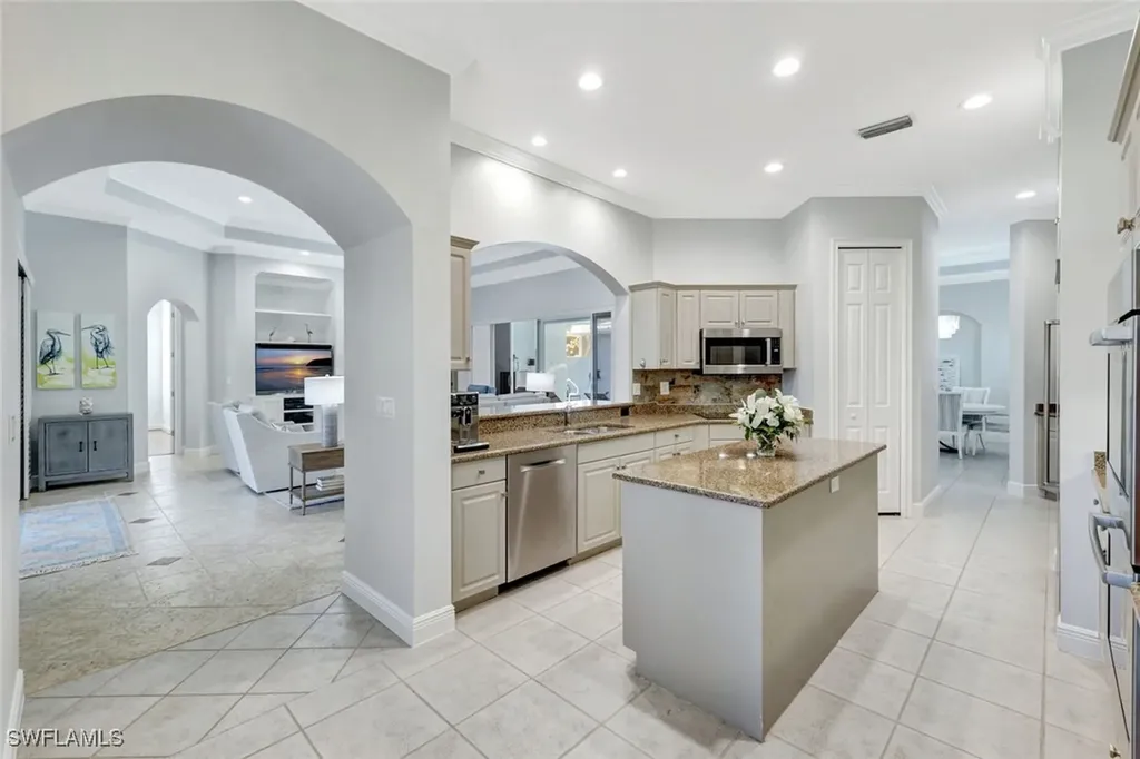 2450 Wulfert Road Sanibel FL 33957