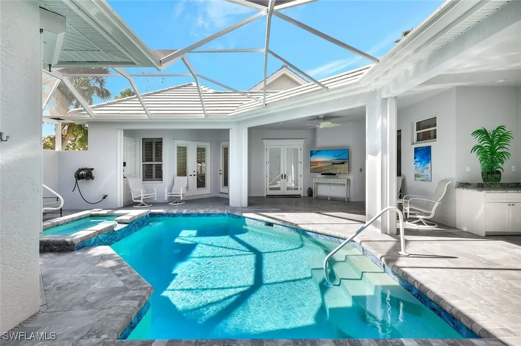 2450 Wulfert Road Sanibel FL 33957