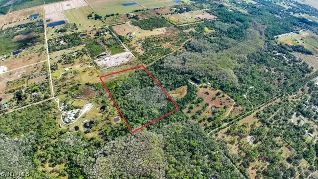 1 Catamount Road Labelle FL 33975
