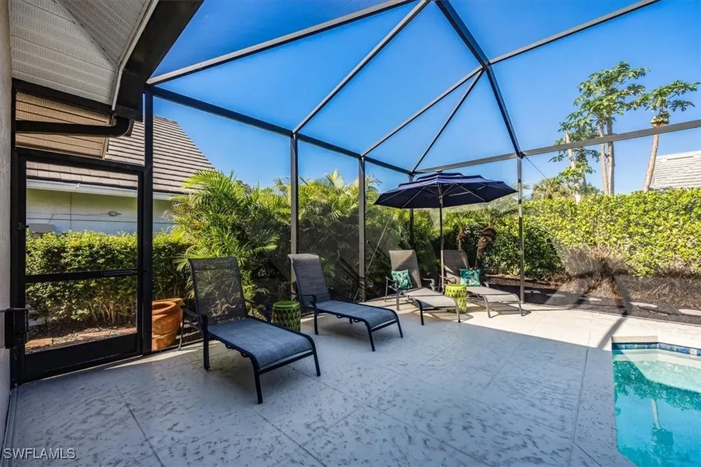 807 Turkey Oak Lane Naples FL 34108