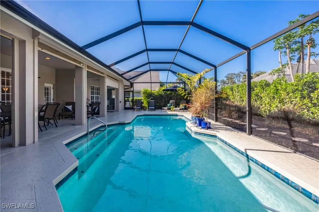 807 Turkey Oak Lane Naples FL 34108