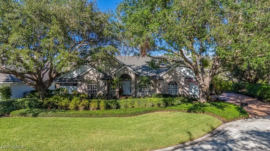 807 Turkey Oak Lane Naples FL 34108