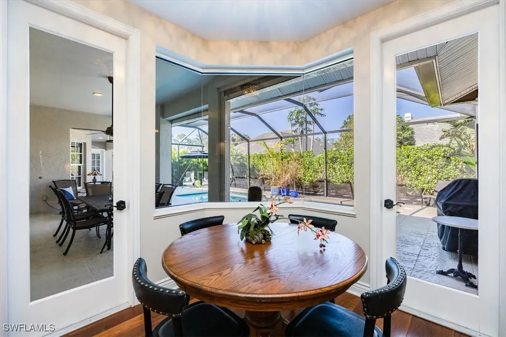 807 Turkey Oak Lane Naples FL 34108