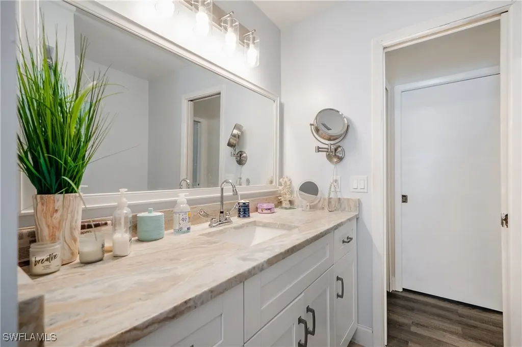 1117 SE 22nd Street Cape Coral FL 33990