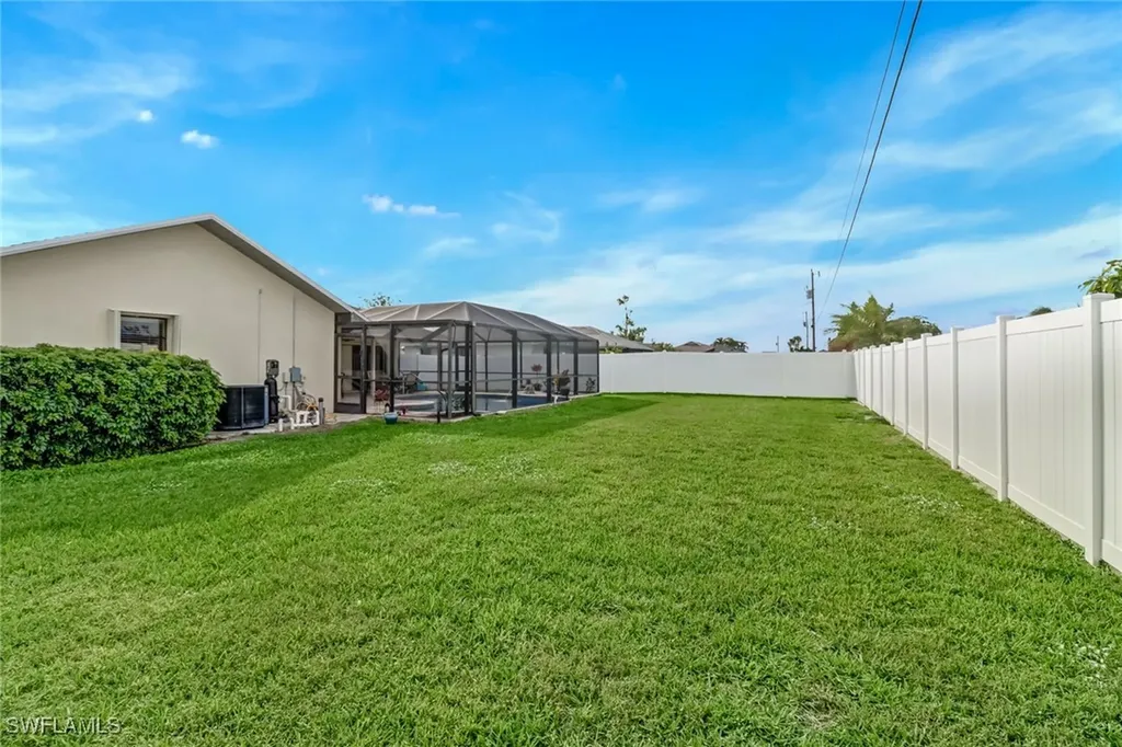 1117 SE 22nd Street Cape Coral FL 33990