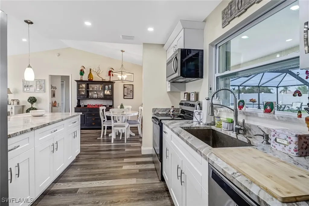 1117 SE 22nd Street Cape Coral FL 33990