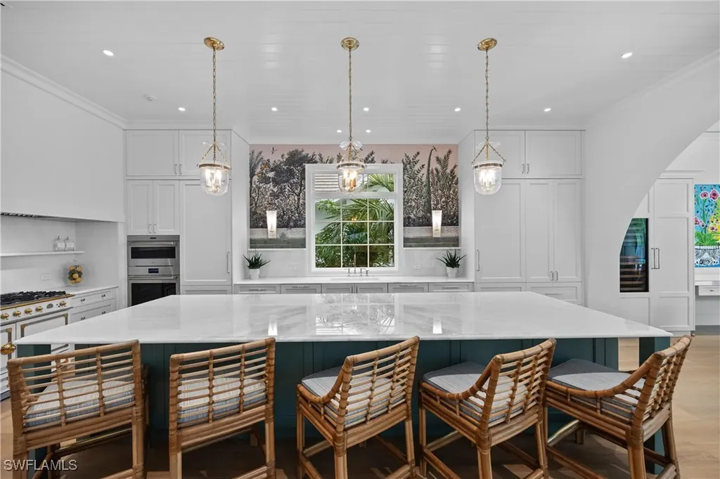 3295 Gordon Drive Naples FL 34102