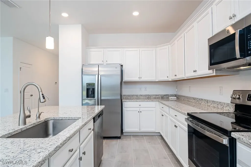 2418 Orchard Street Naples FL 34120