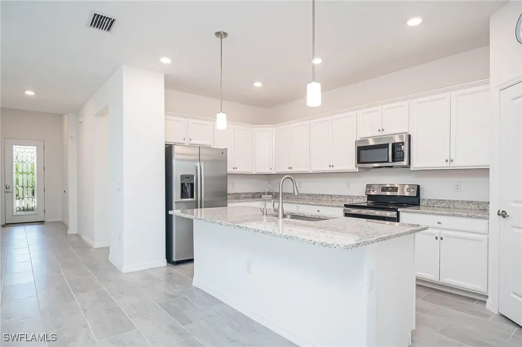2418 Orchard Street Naples FL 34120