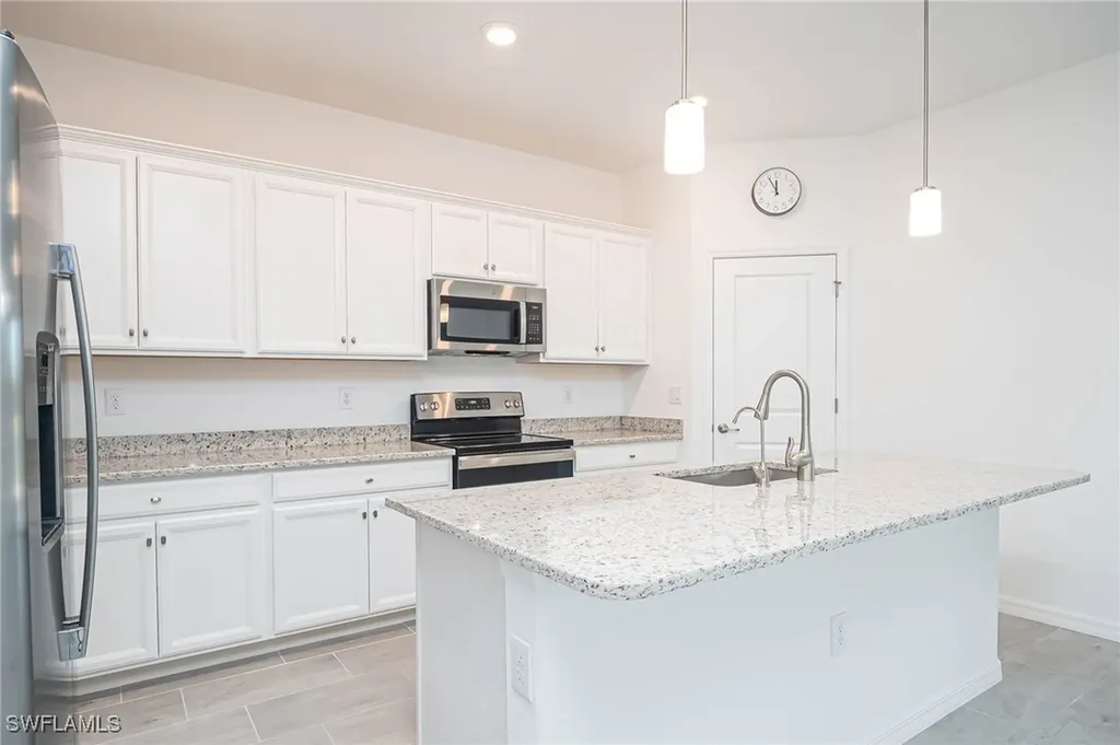 2418 Orchard Street Naples FL 34120