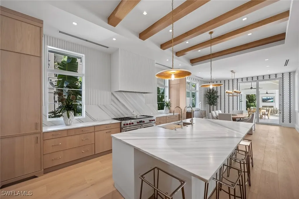 3277 Gordon Drive Naples FL 34102