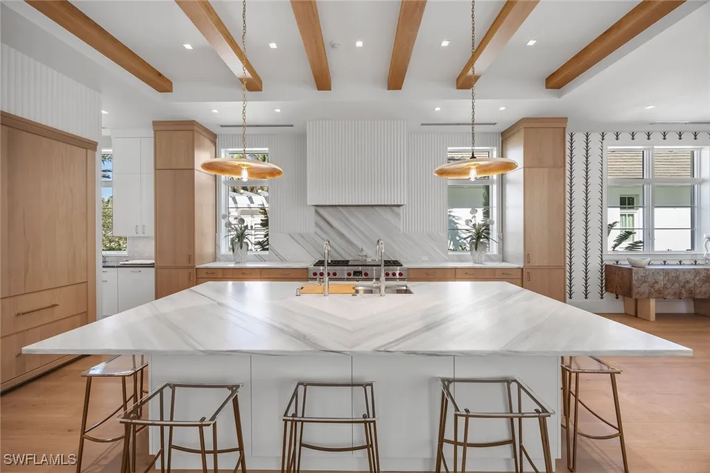 3277 Gordon Drive Naples FL 34102