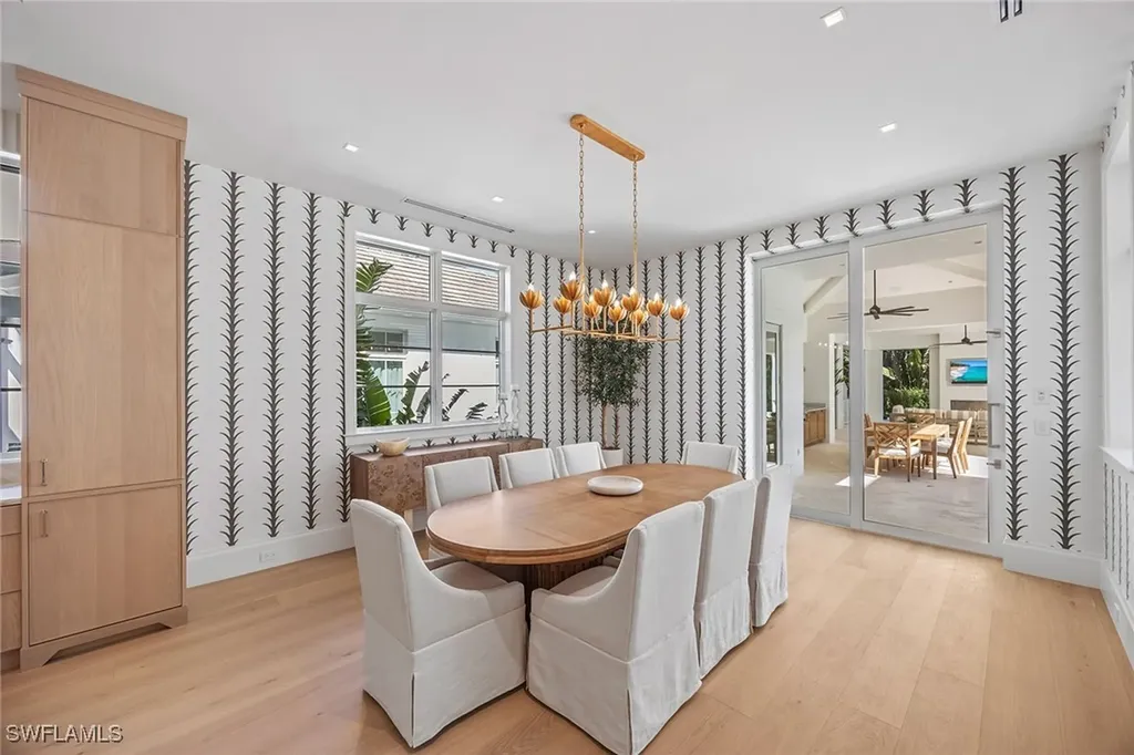 3277 Gordon Drive Naples FL 34102