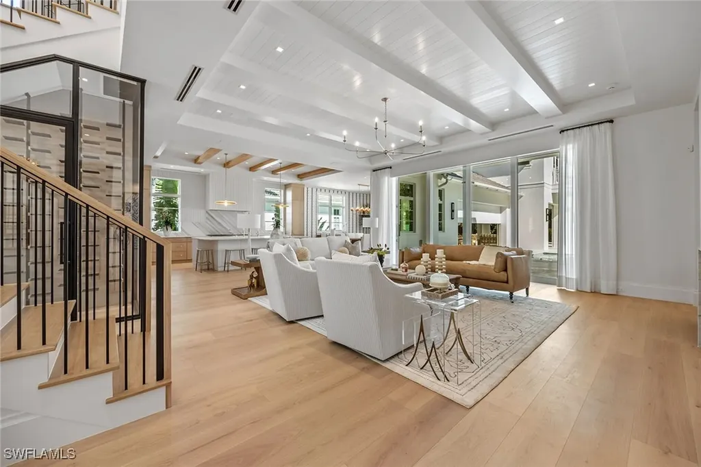 3277 Gordon Drive Naples FL 34102
