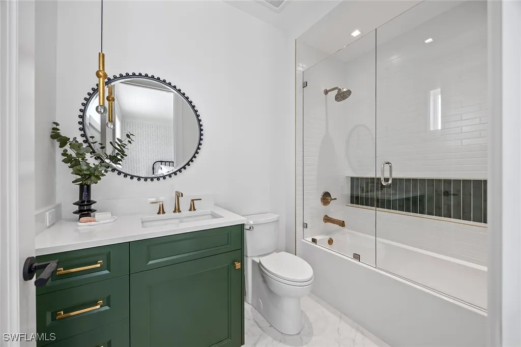 3277 Gordon Drive Naples FL 34102