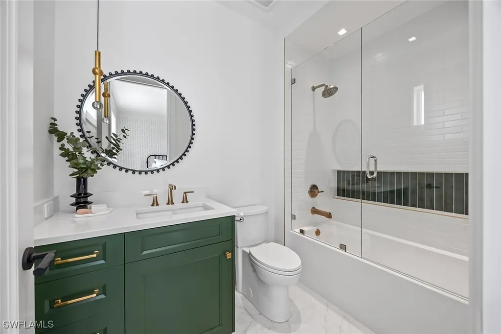 3277 Gordon Drive Naples FL 34102