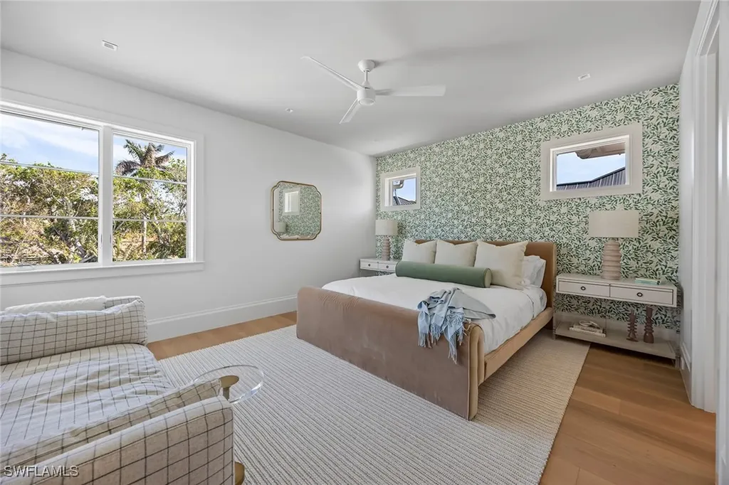 3277 Gordon Drive Naples FL 34102