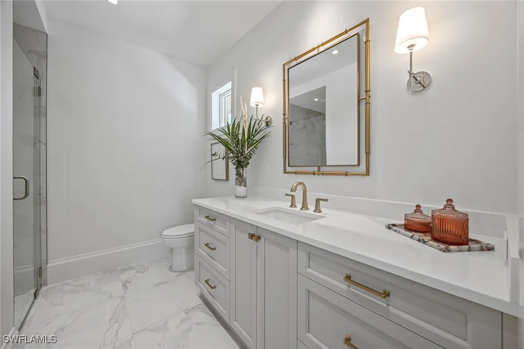 3277 Gordon Drive Naples FL 34102