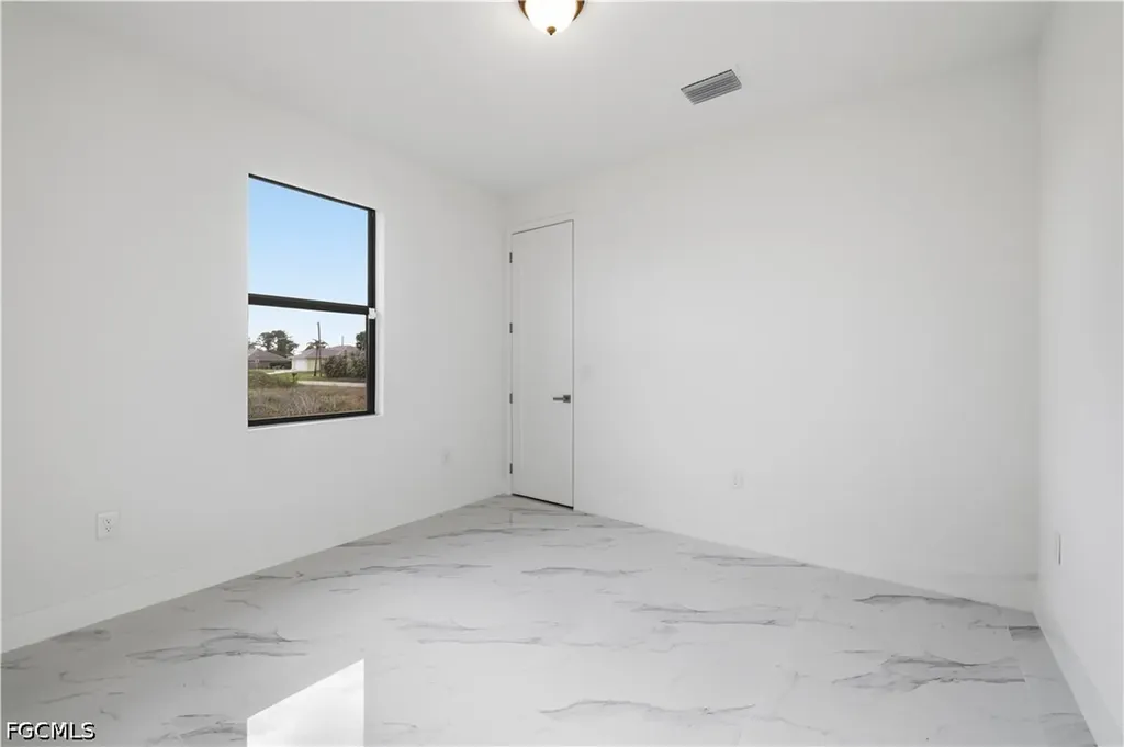 1436 Graham Circle Lehigh Acres FL 33936