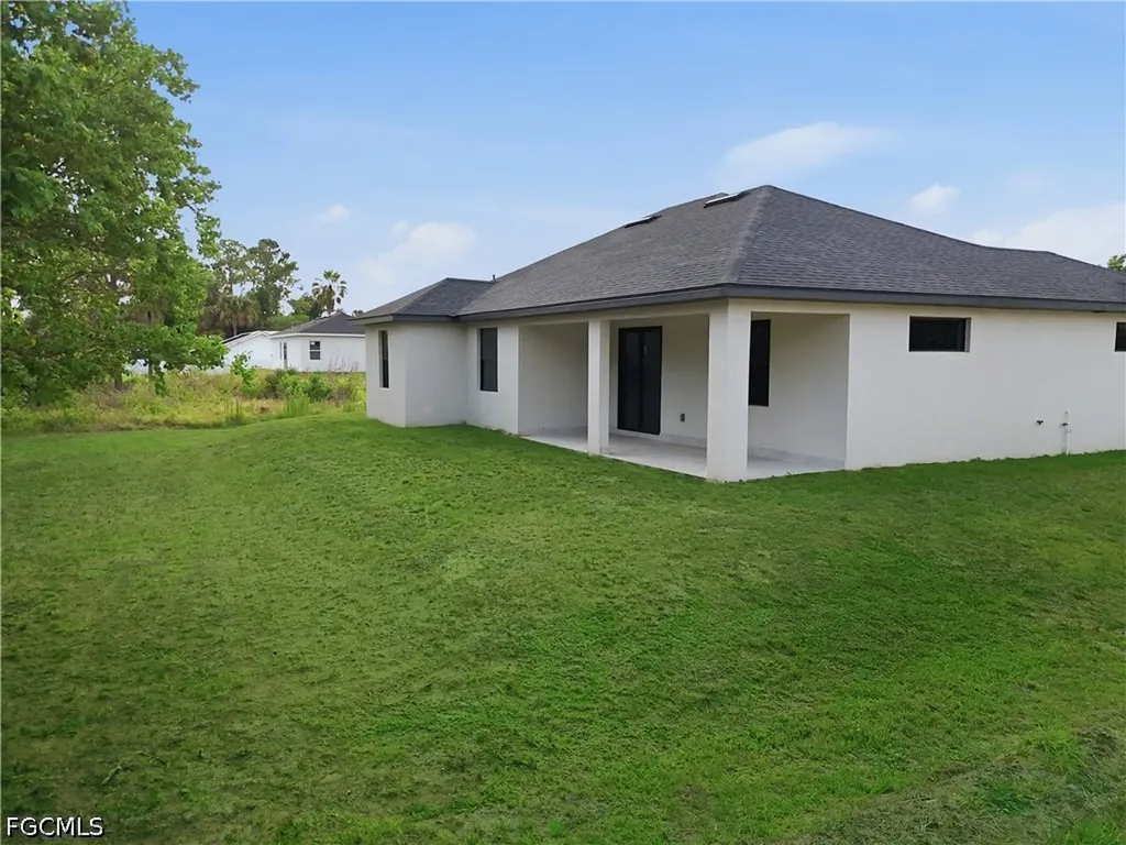 1436 Graham Circle Lehigh Acres FL 33936