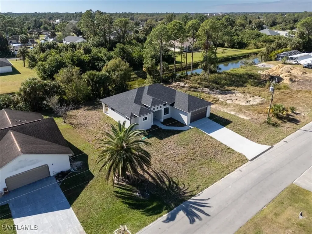 1436 Graham Circle Lehigh Acres FL 33936
