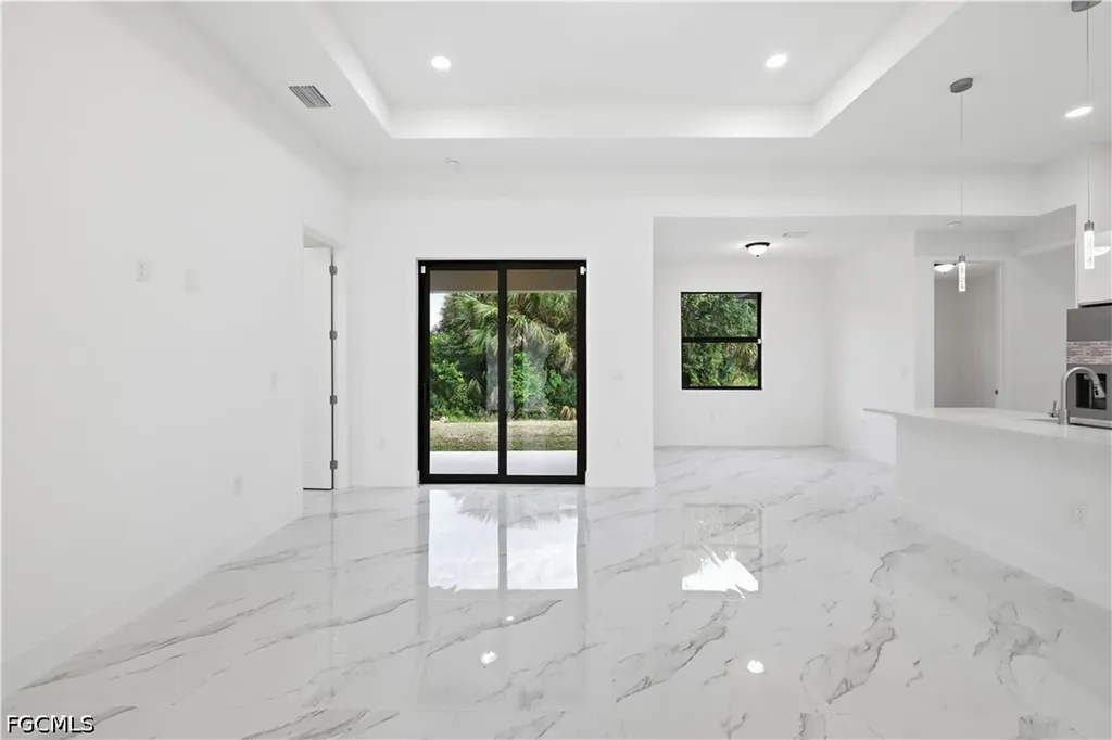 1436 Graham Circle Lehigh Acres FL 33936