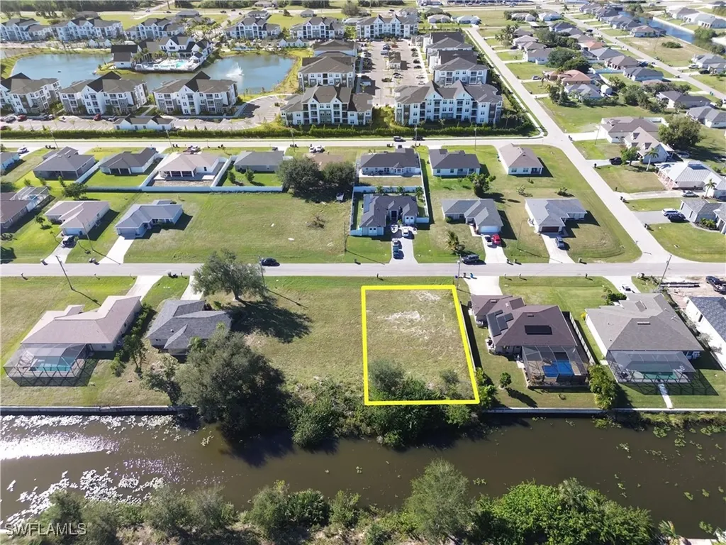 211 SW 14th Avenue Cape Coral FL 33991