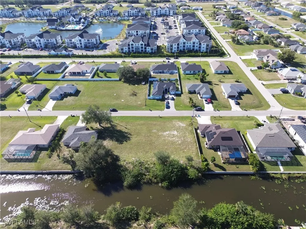 211 SW 14th Avenue Cape Coral FL 33991