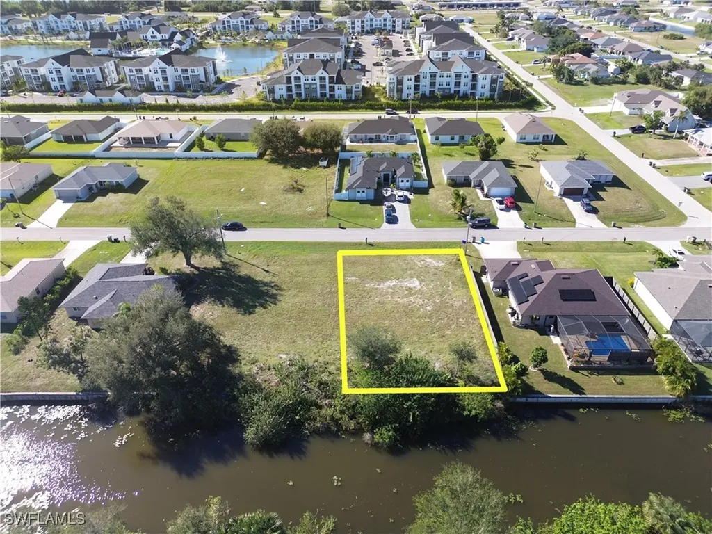 211 SW 14th Avenue Cape Coral FL 33991