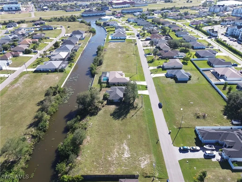 211 SW 14th Avenue Cape Coral FL 33991