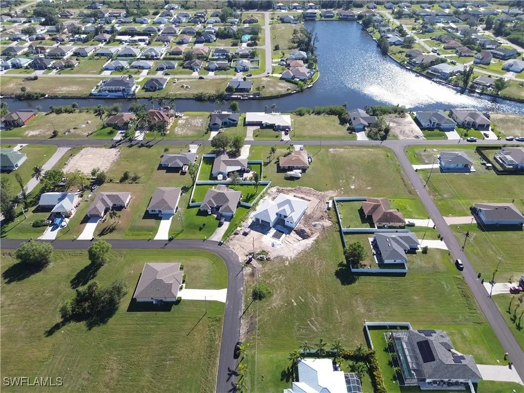 36 SW 21st Avenue Cape Coral FL 33991