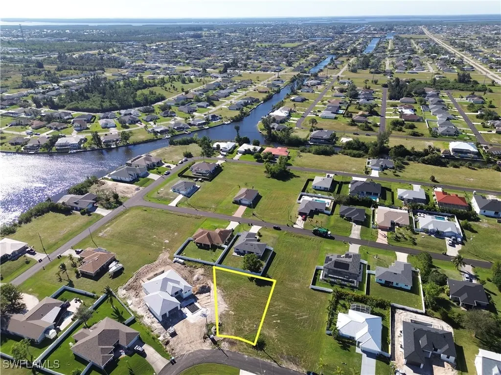36 SW 21st Avenue Cape Coral FL 33991