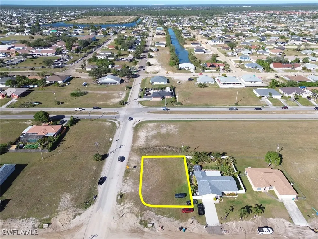 1301 NE 15th Lane Cape Coral FL 33909