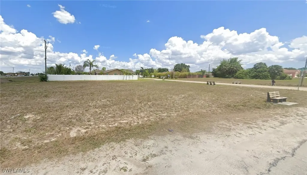 1301 NE 15th Lane Cape Coral FL 33909