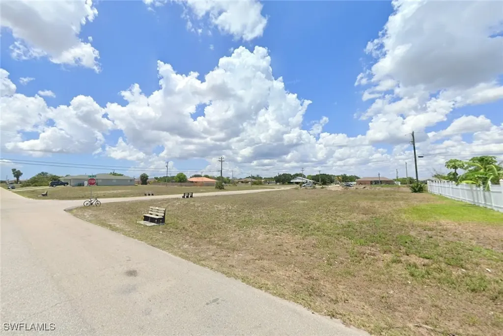 1301 NE 15th Lane Cape Coral FL 33909