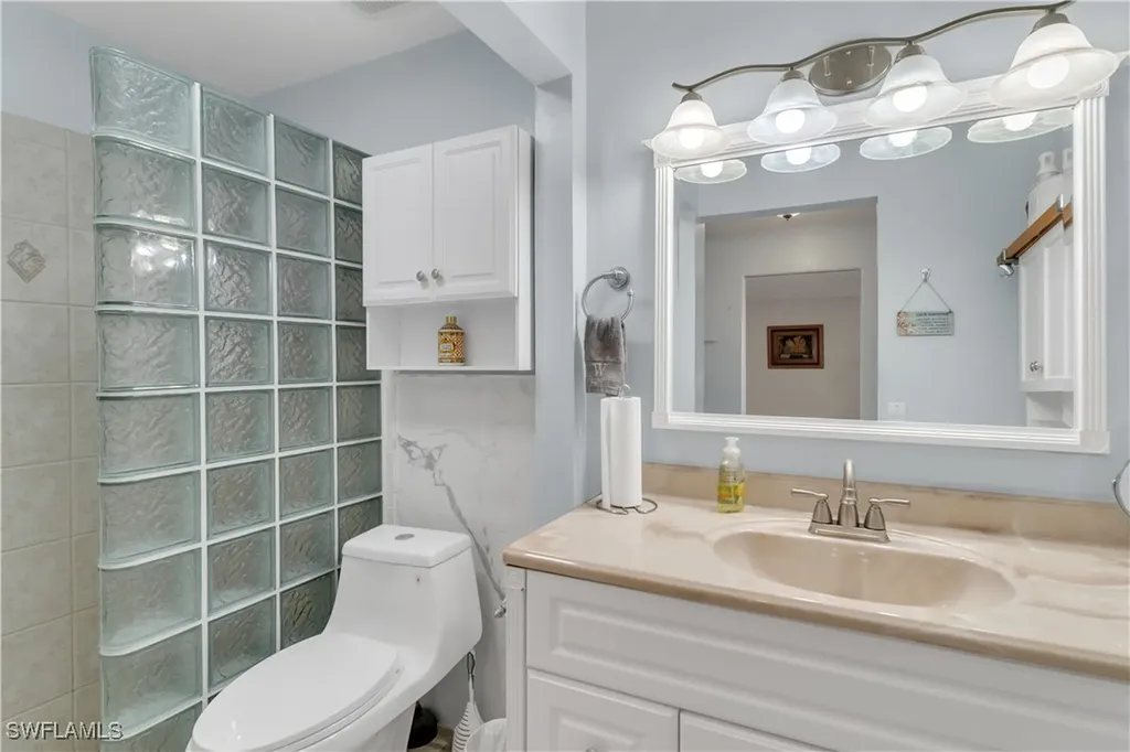 1631 North Drive Fort Myers FL 33907