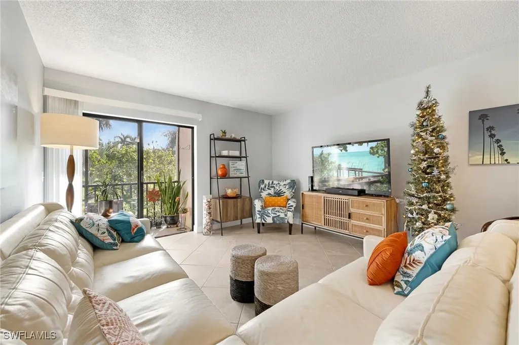12471 Mcgregor Boulevard Fort Myers FL 33919