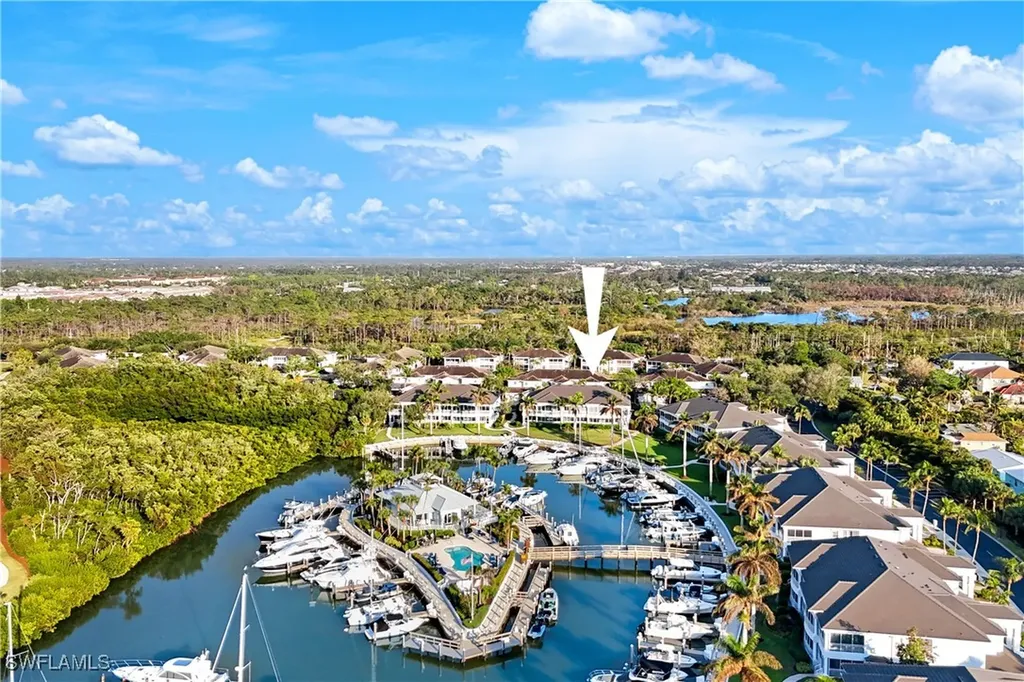 Naples FL, 5080 Yacht Harbor Circle, Unit 103