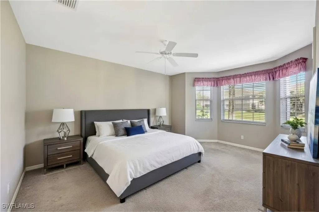 5080 Yacht Harbor Circle Naples FL 34112