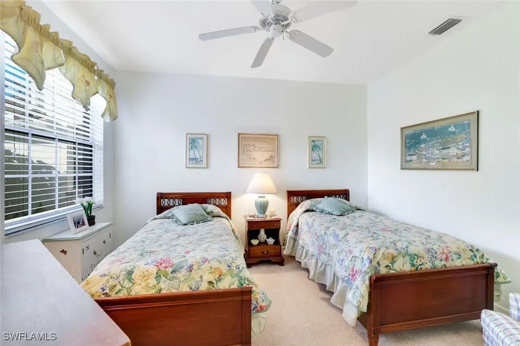 5080 Yacht Harbor Circle Naples FL 34112