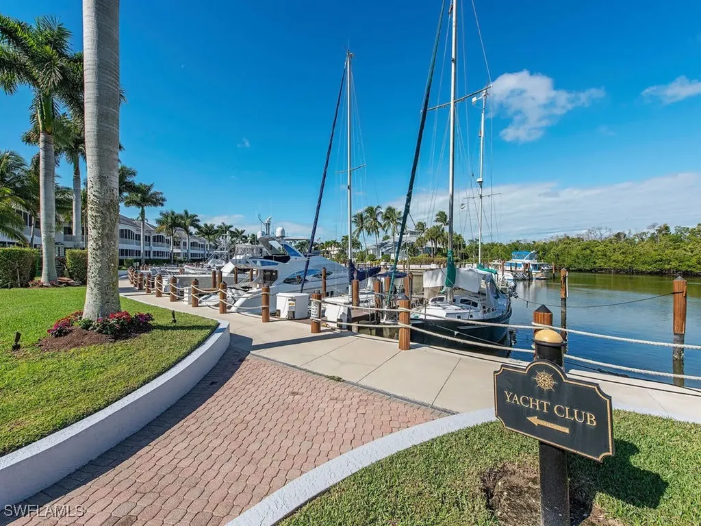 5080 Yacht Harbor Circle Naples FL 34112