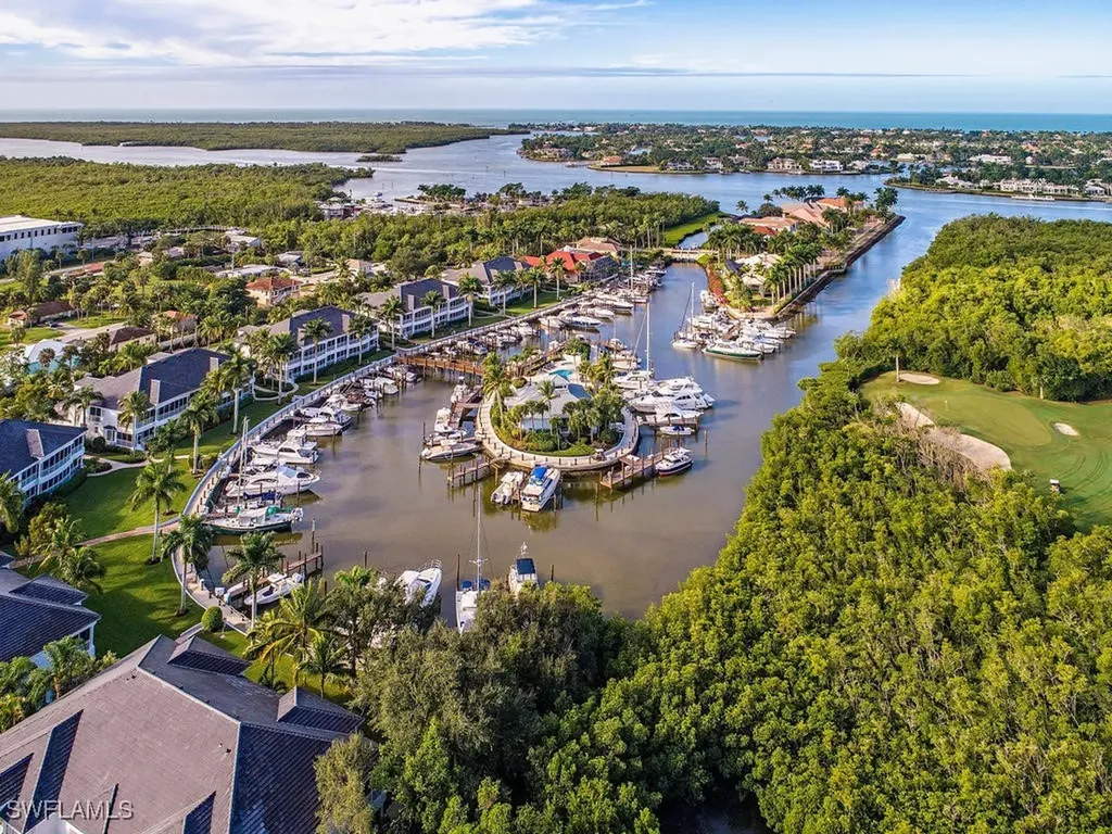5080 Yacht Harbor Circle Naples FL 34112