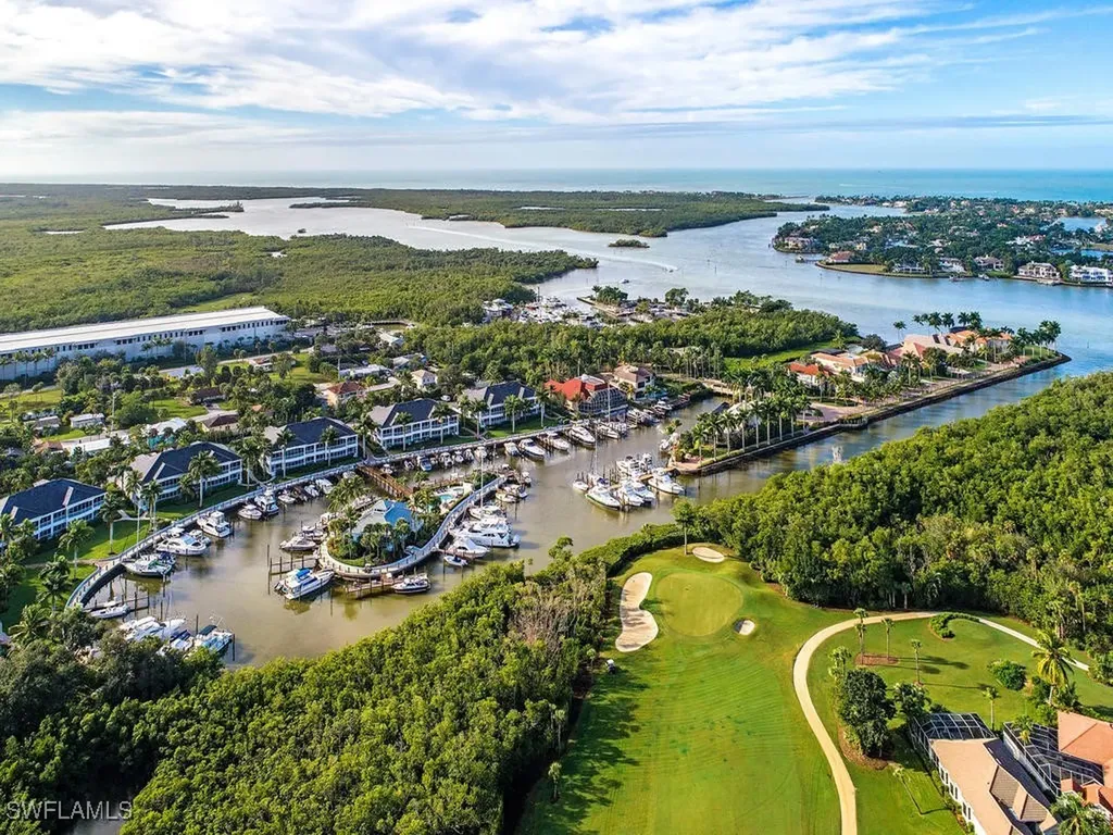 5080 Yacht Harbor Circle Naples FL 34112