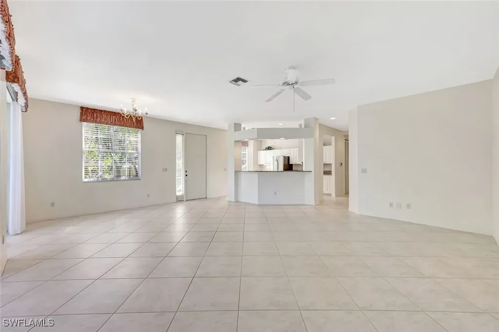 5080 Yacht Harbor Circle Naples FL 34112